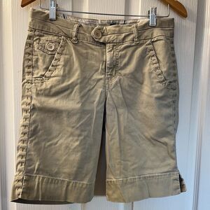 Blue Epic Women 6 Tan Bermuda Shorts Stretch Cotton Overstitched Button Zip Fly